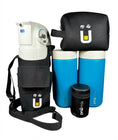 Cargar la imagen en la vista de la galería, Set of blue thermos bottles with black carrying cases and a white device on a white background
