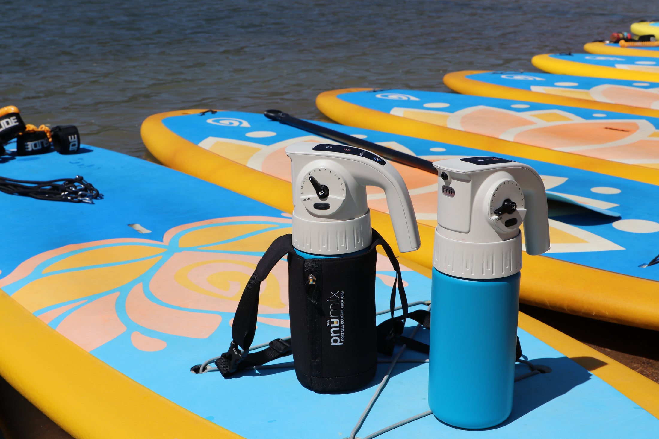 The pnümix™ Portable Drink Mixer